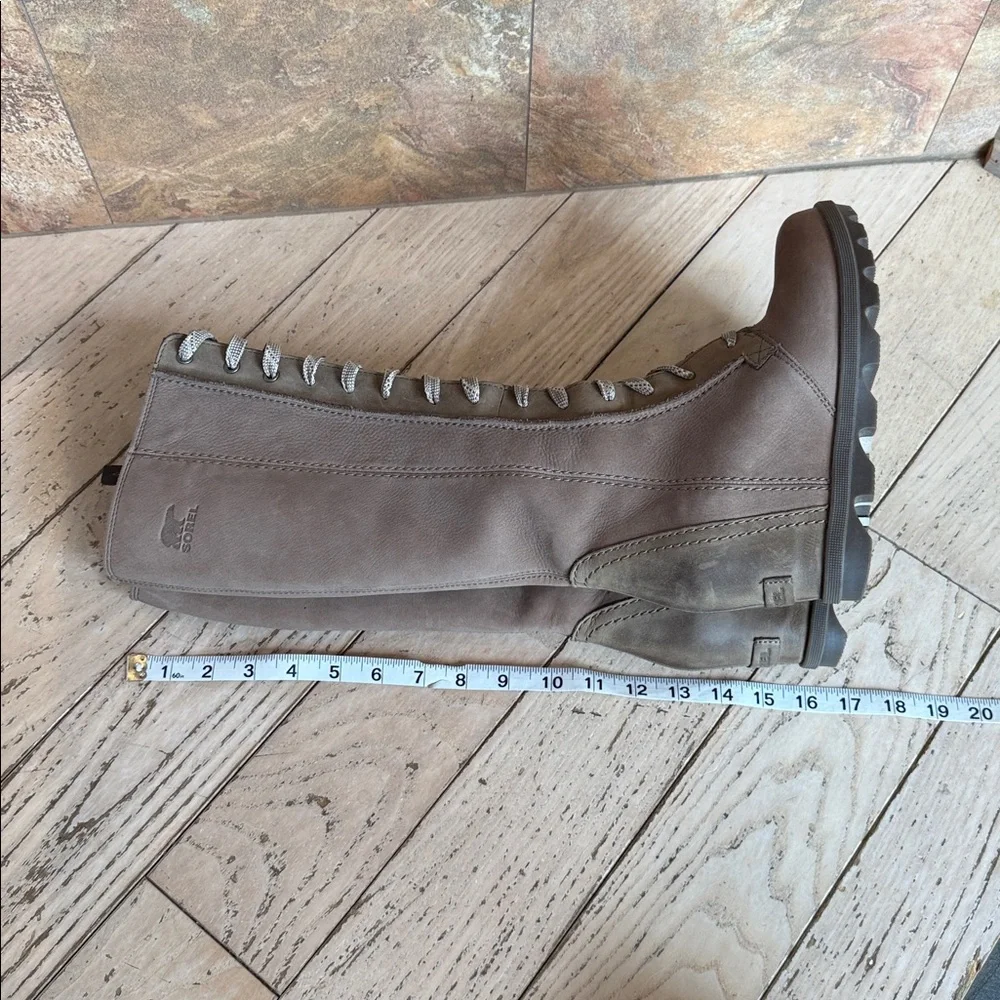SOREL JOAN OF ARCTIC WEDGE LACE UP 8 Tall ASH Women Boots Waterproof  EUC size 7 - Picture 11 of 15